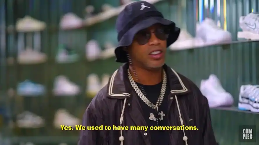 更触动了他 更触动了他