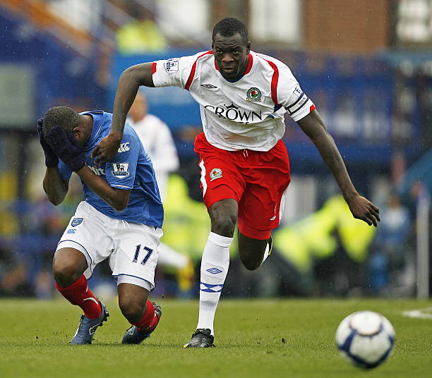 这两名足坛 这两名足坛