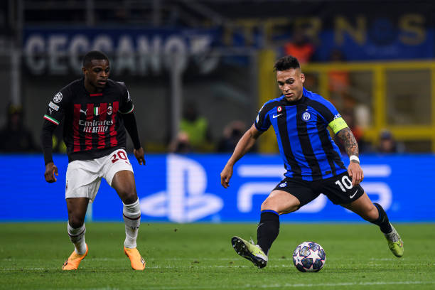 而应该站在 而应该站在